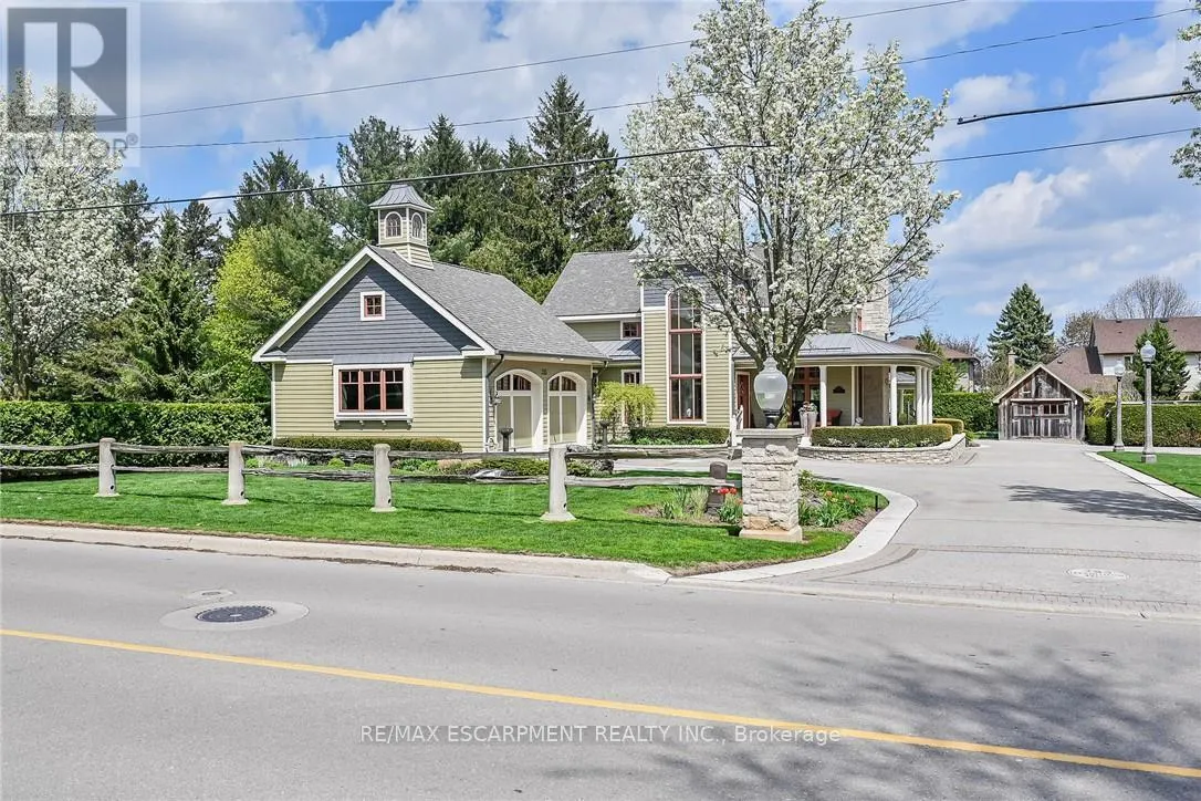 285 HAMILTON DRIVE