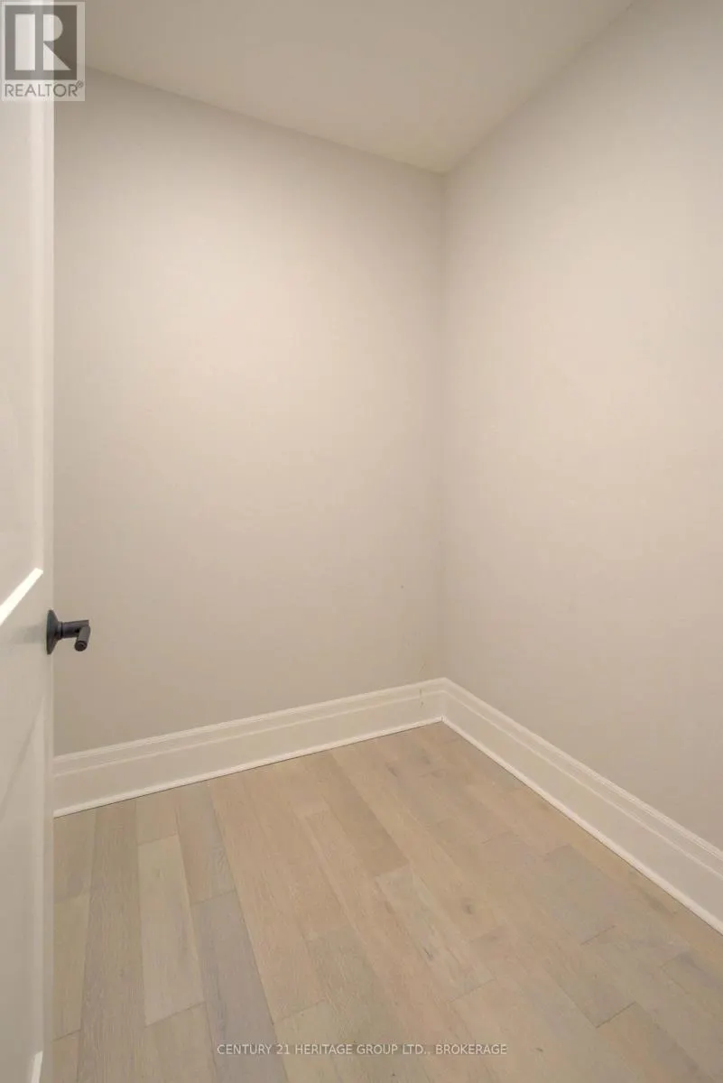 607 - 129 SOUTH STREET N, #607