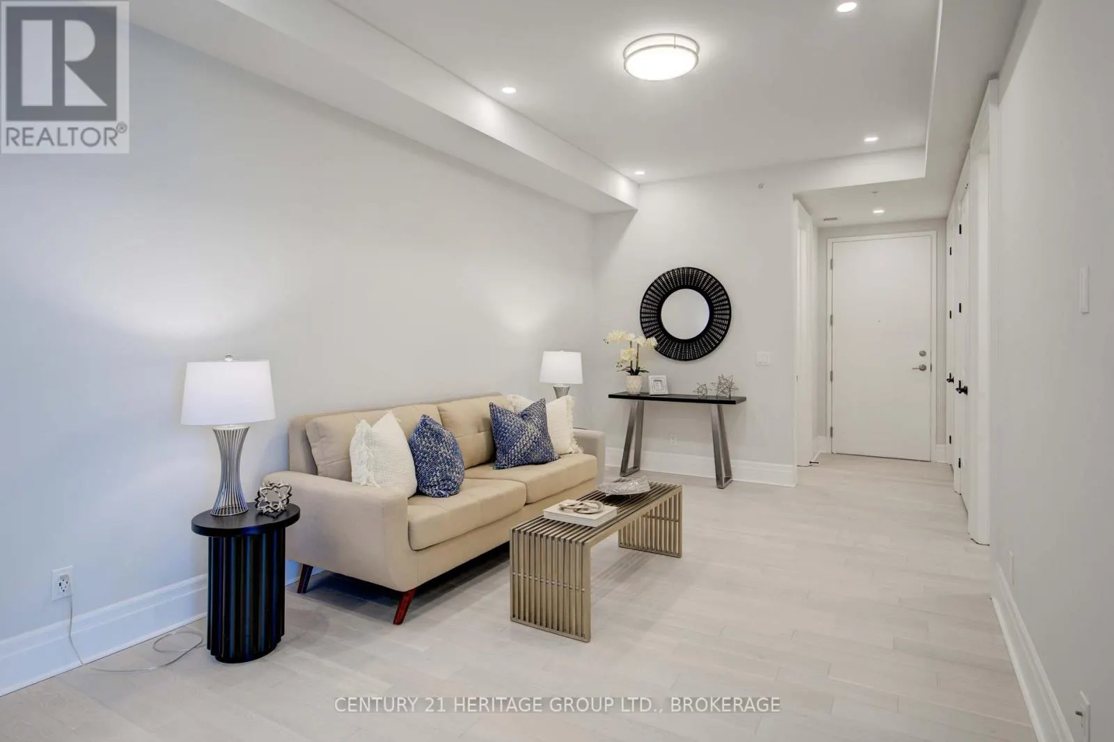 607 - 129 SOUTH STREET N, #607