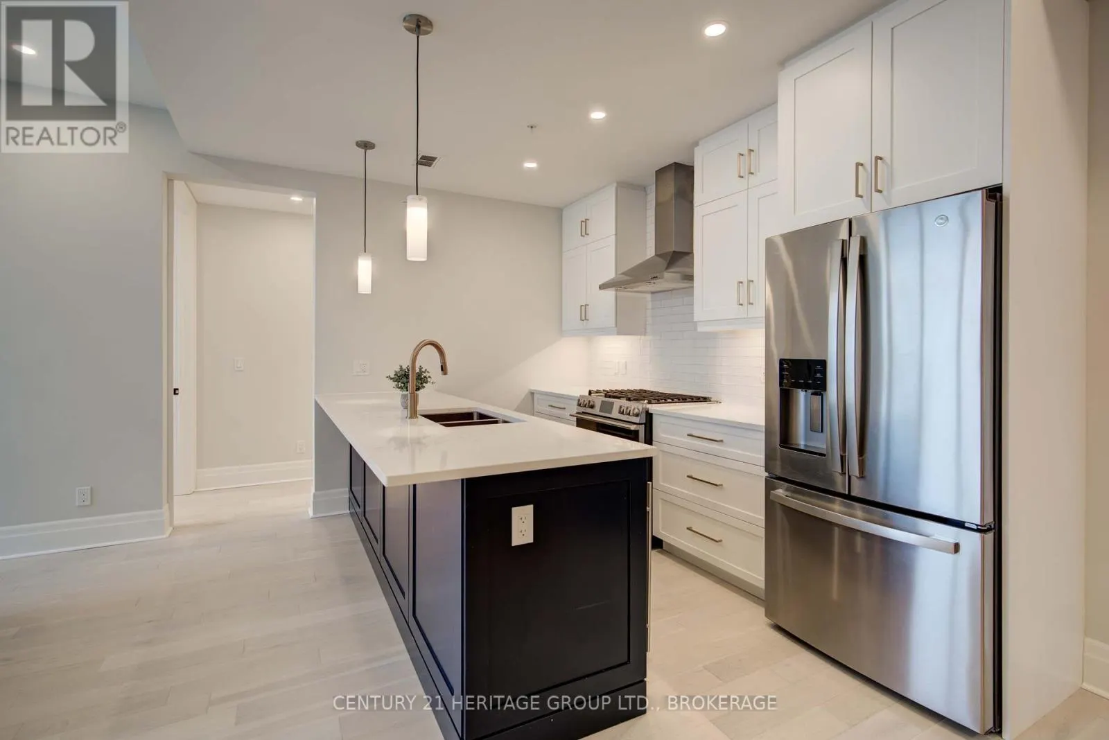 607 - 129 SOUTH STREET N, #607