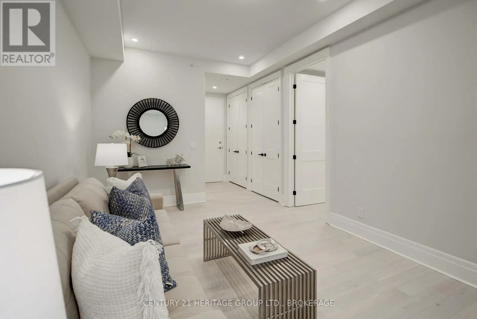 607 - 129 SOUTH STREET N, #607