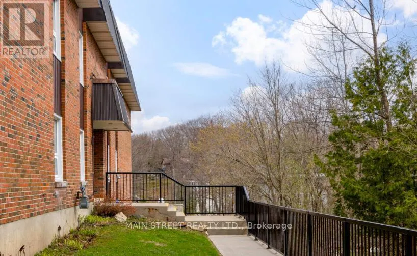 203 - 200 BEACONVIEW HEIGHTS