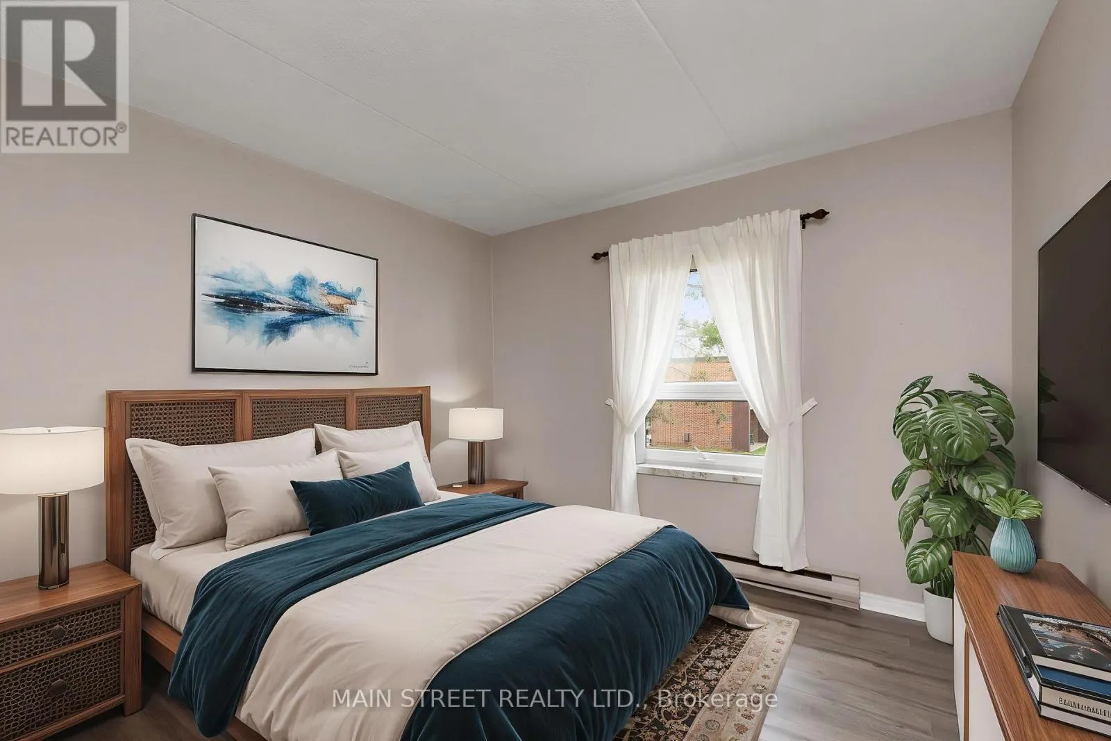 203 - 200 BEACONVIEW HEIGHTS