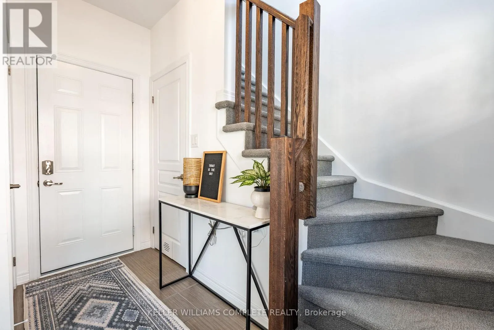 40 - 257 PARKSIDE DRIVE