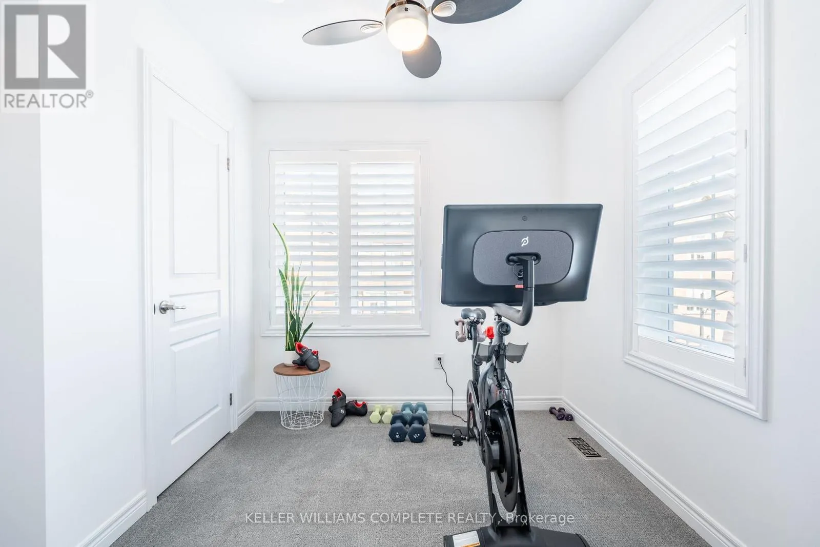 40 - 257 PARKSIDE DRIVE