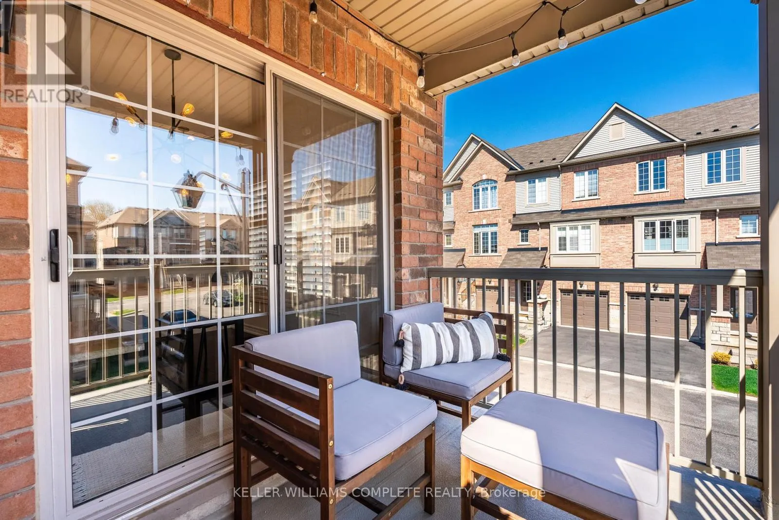 40 - 257 PARKSIDE DRIVE