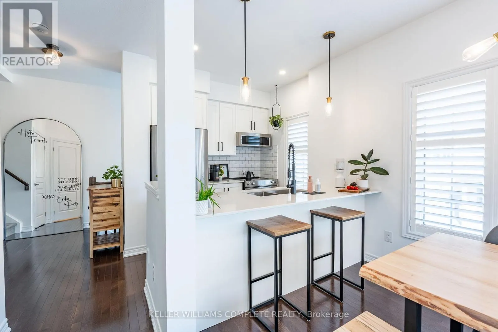 40 - 257 PARKSIDE DRIVE