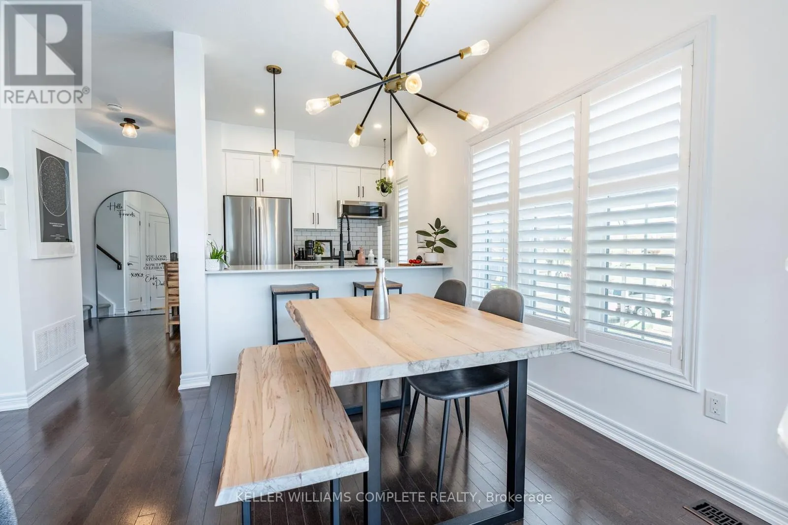 40 - 257 PARKSIDE DRIVE