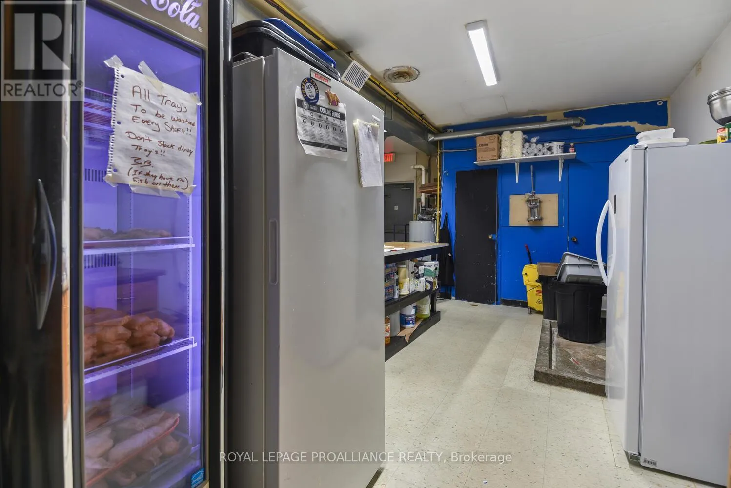 6 - 1275 KENSINGTON PARKWAY