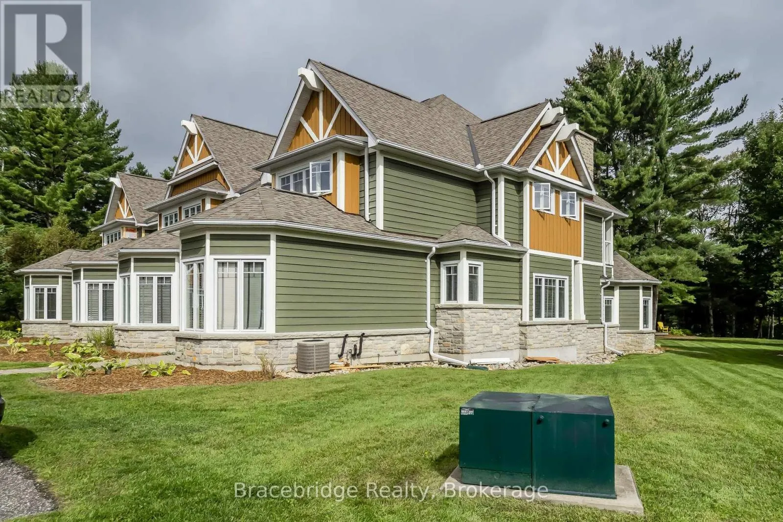 VILLA W1 OR W10 - 1020 BIRCH GLEN ROAD