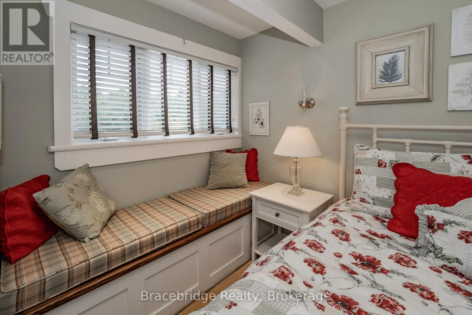 VILLA W1 OR W10 - 1020 BIRCH GLEN ROAD