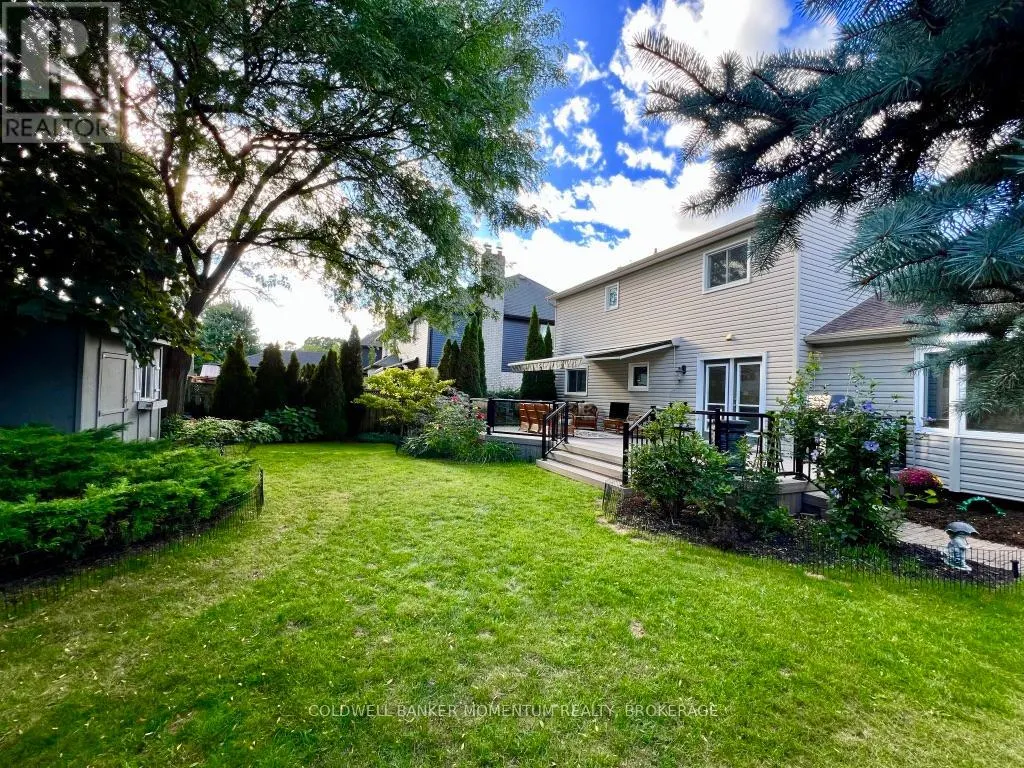8 MEADOWBROOK LANE