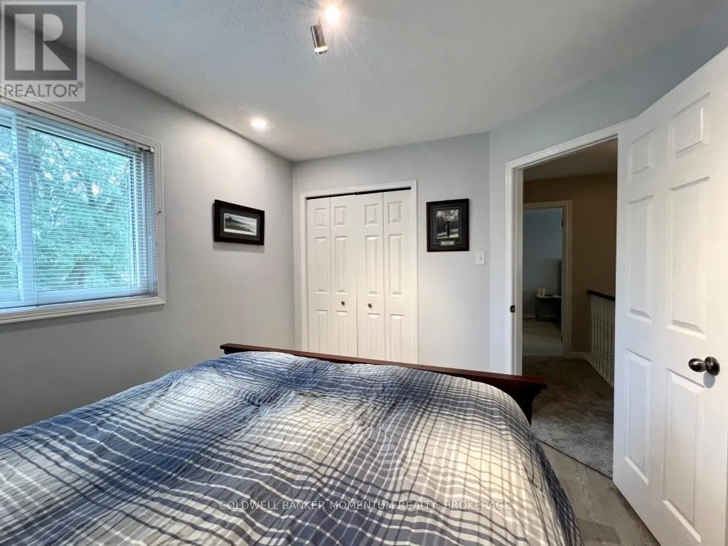 8 MEADOWBROOK LANE