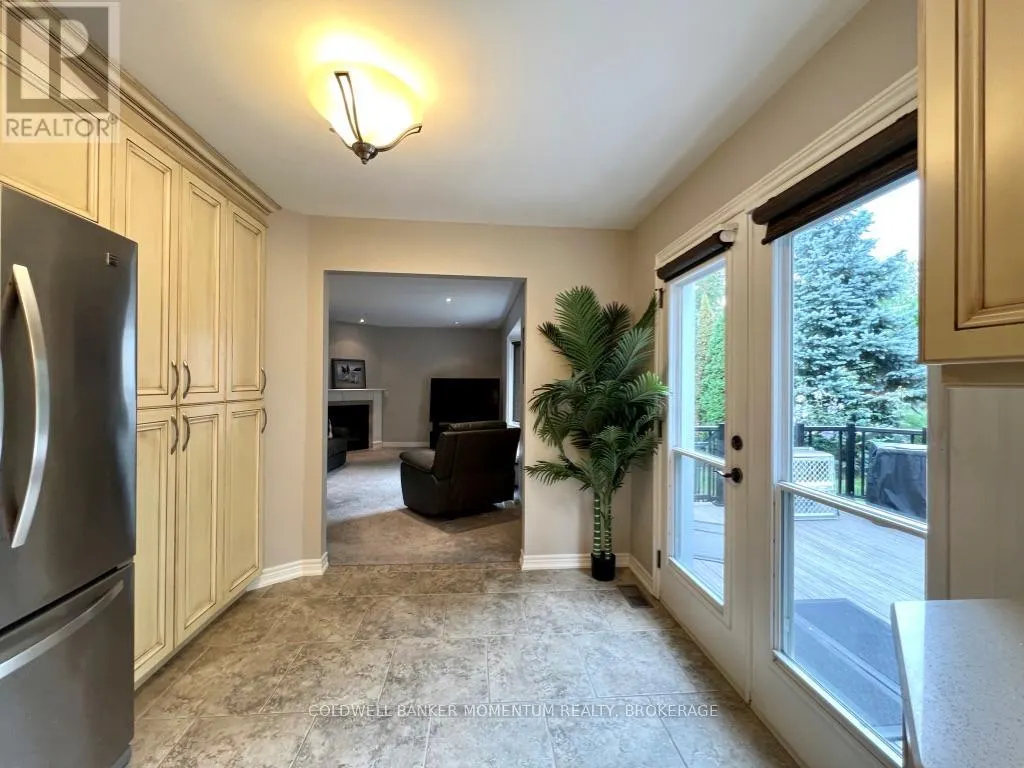 8 MEADOWBROOK LANE