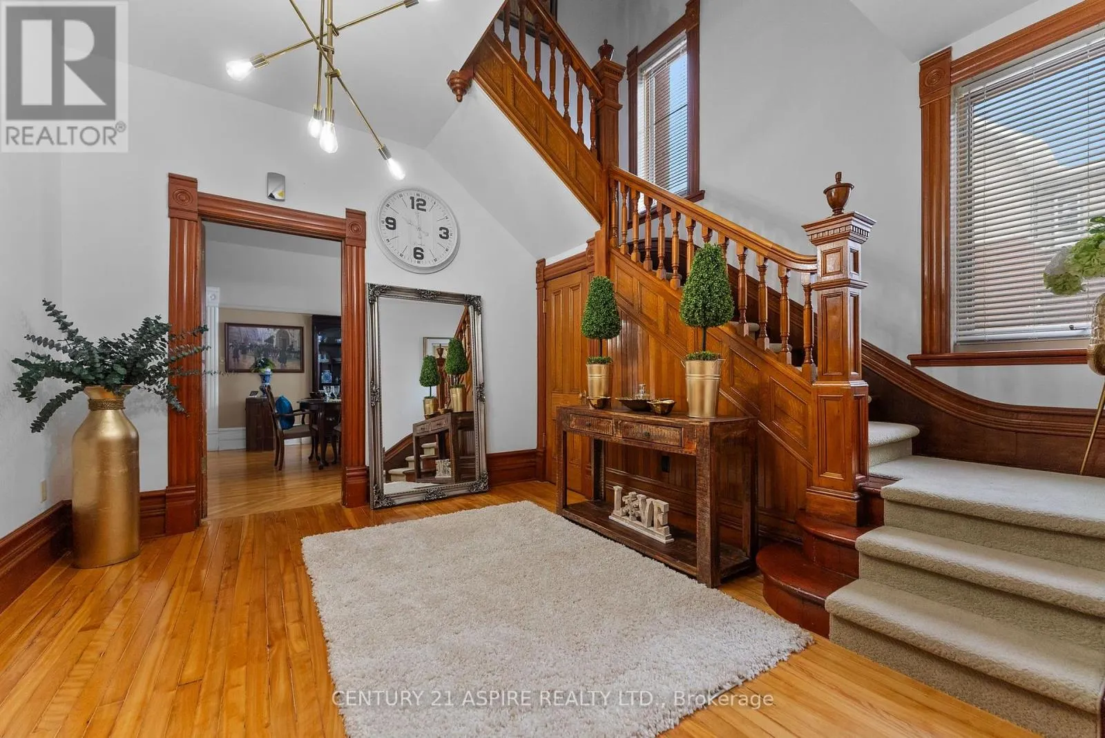 307 MAPLE AVENUE