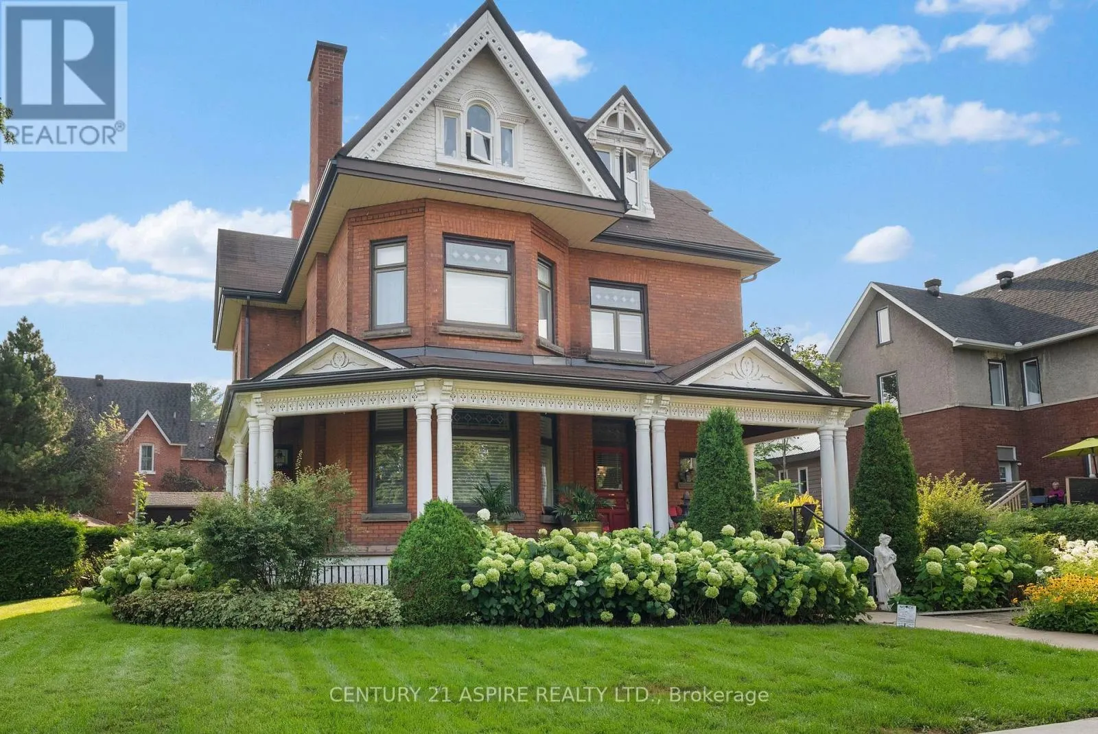 307 MAPLE AVENUE