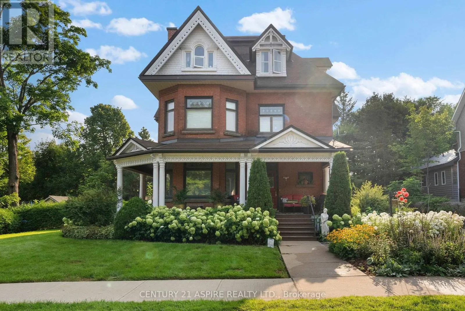 307 MAPLE AVENUE