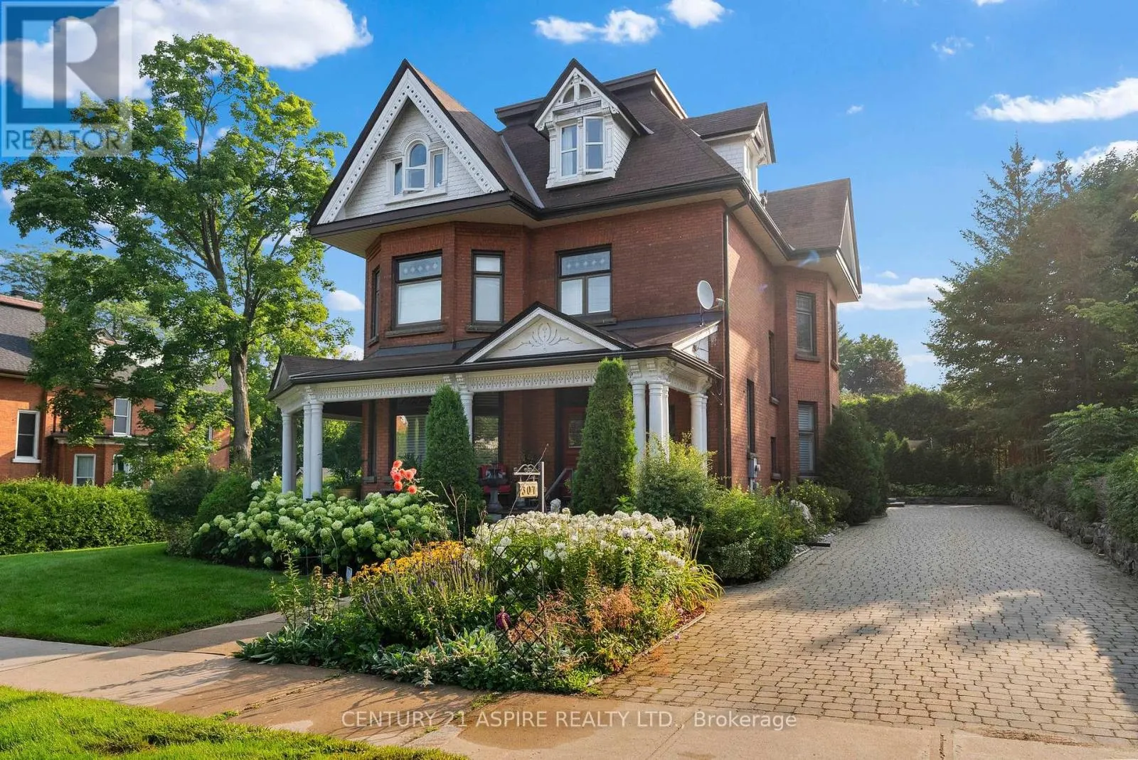 307 MAPLE AVENUE