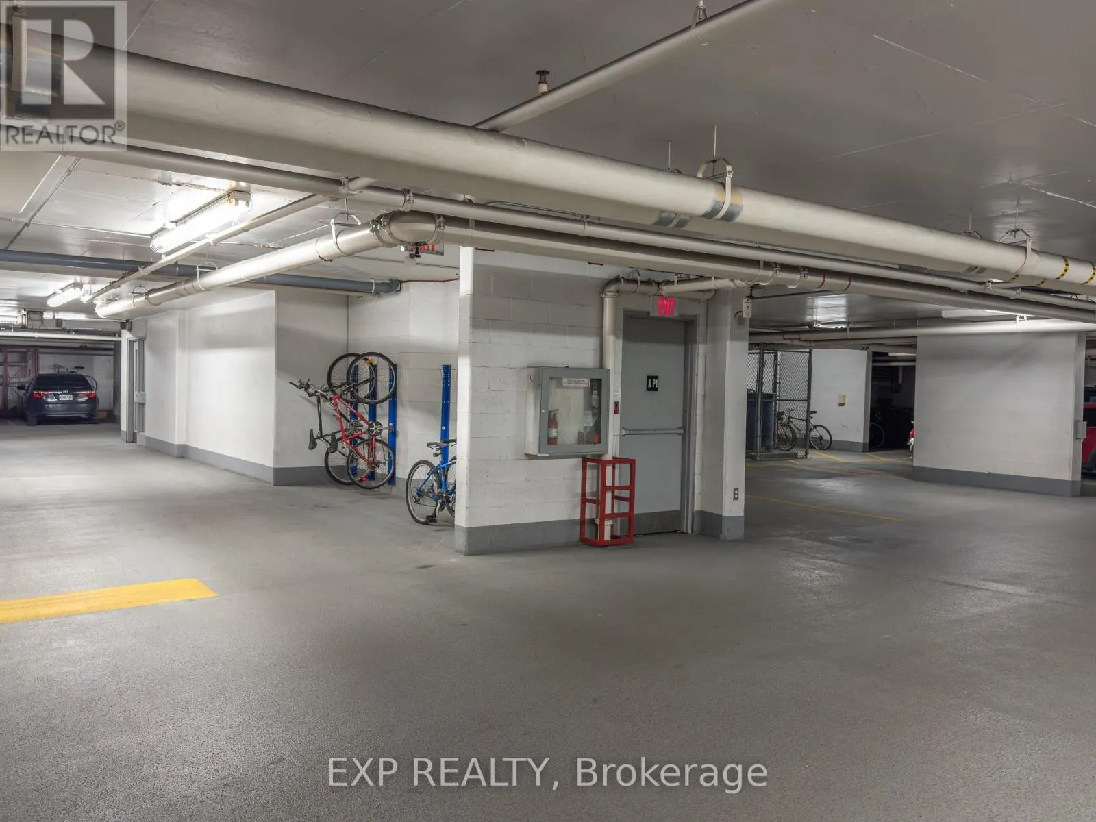 1104 - 570 LAURIER AVENUE W