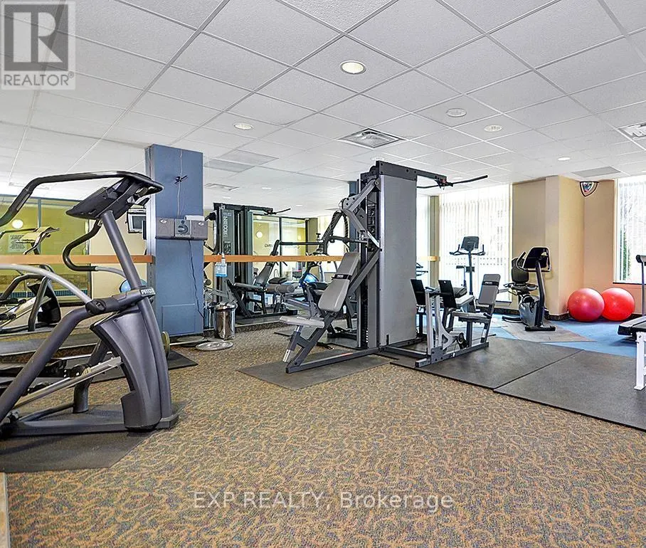 1104 - 570 LAURIER AVENUE W