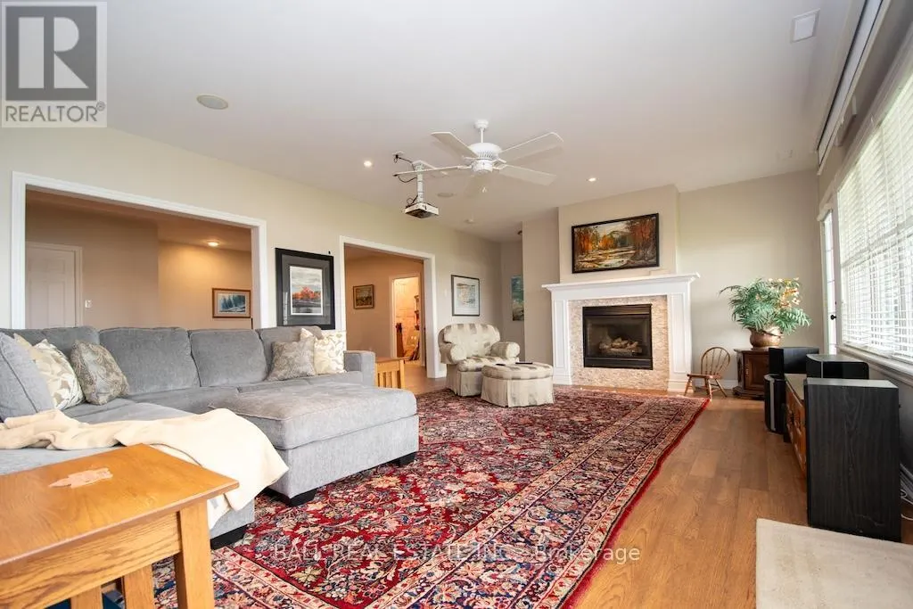 164 ARNOTT DRIVE