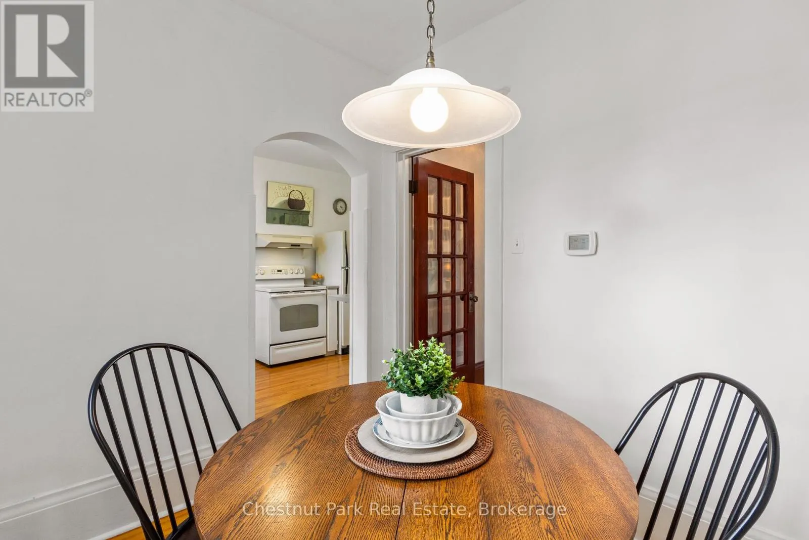 190 4TH STREET W