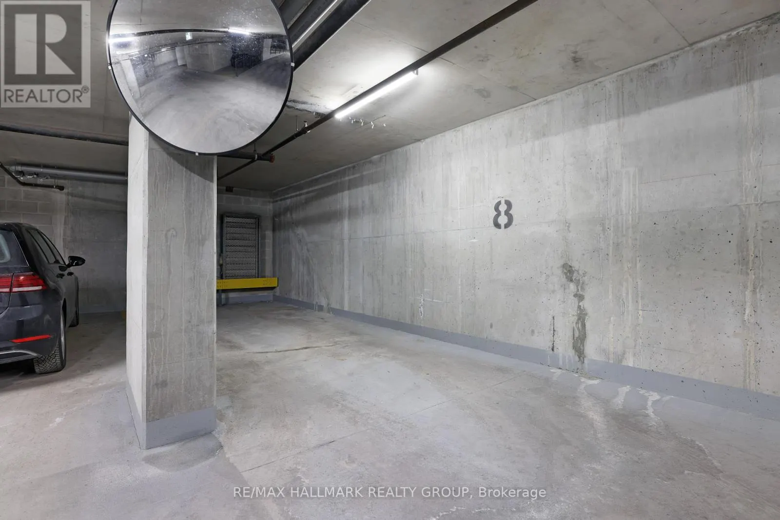 405 - 445 LAURIER AVENUE W