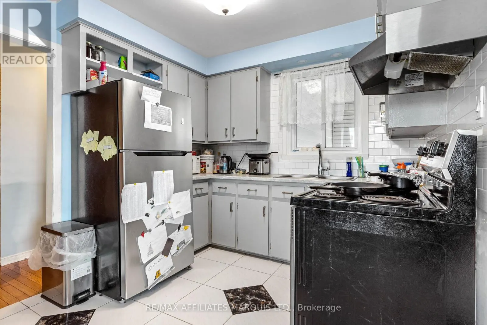 1409 SECOND STREET E
