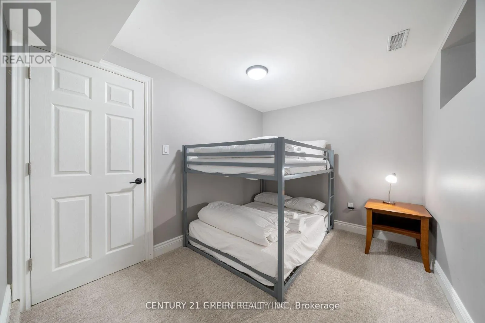102 LIISA'S LANE