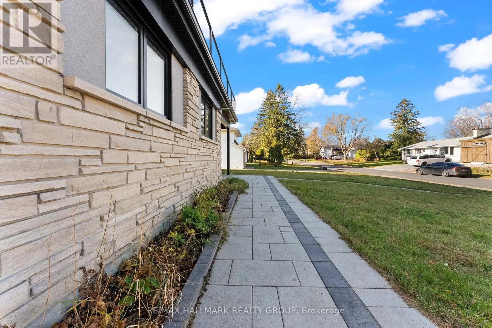 2 ST. REMY DRIVE