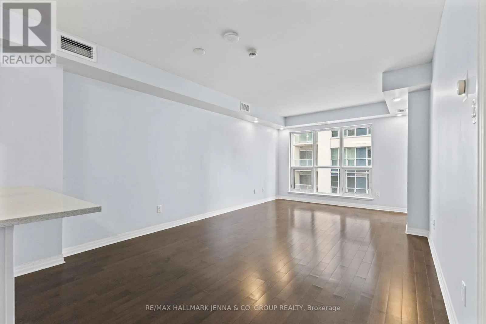 1306 - 195 BESSERER STREET