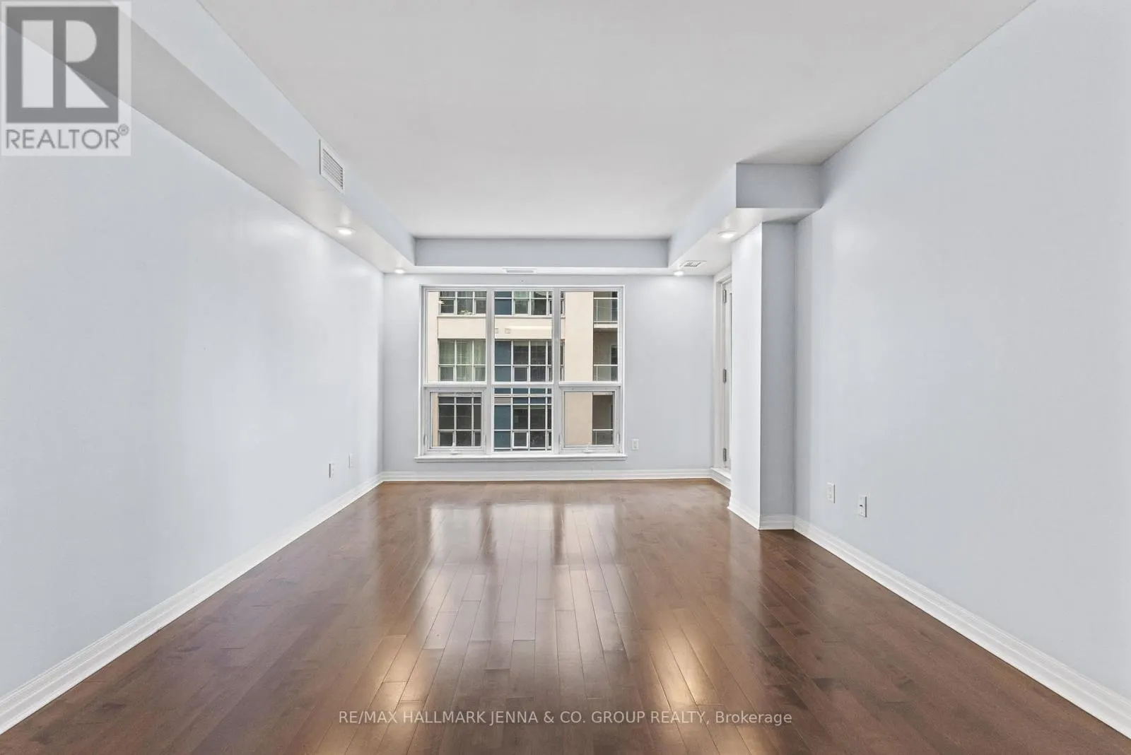 1306 - 195 BESSERER STREET