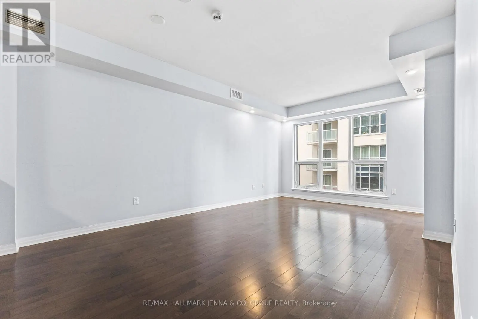 1306 - 195 BESSERER STREET
