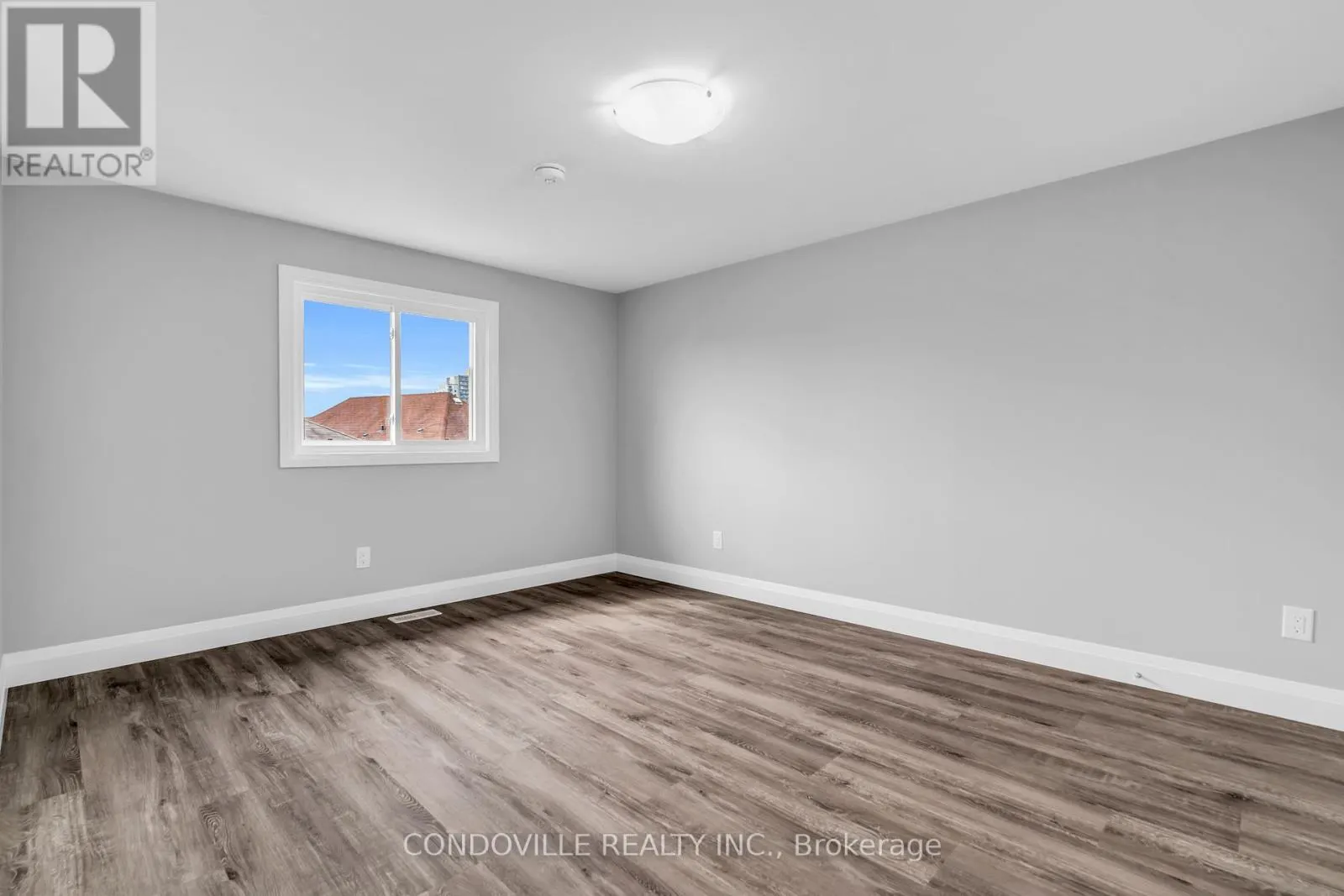79 WINDING MEADOW COURT