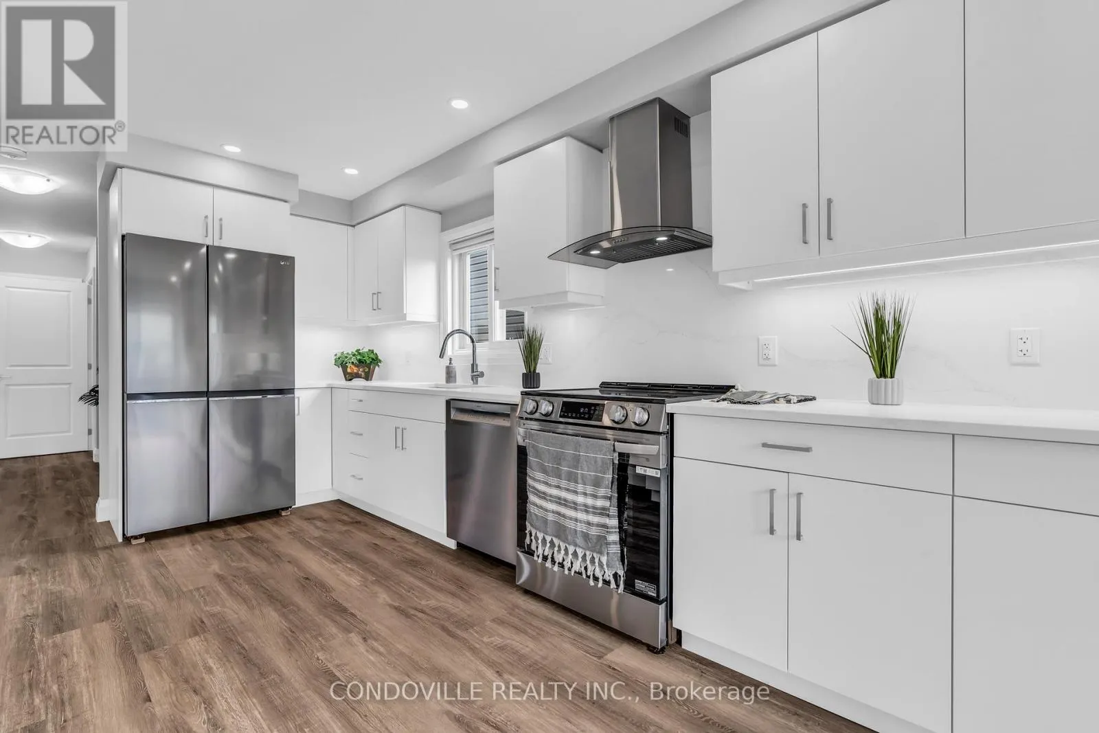 79 WINDING MEADOW COURT