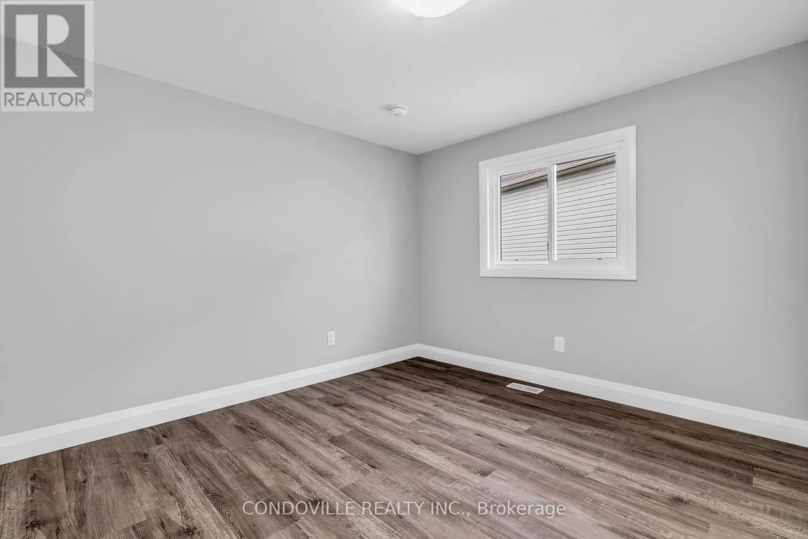 79 WINDING MEADOW COURT