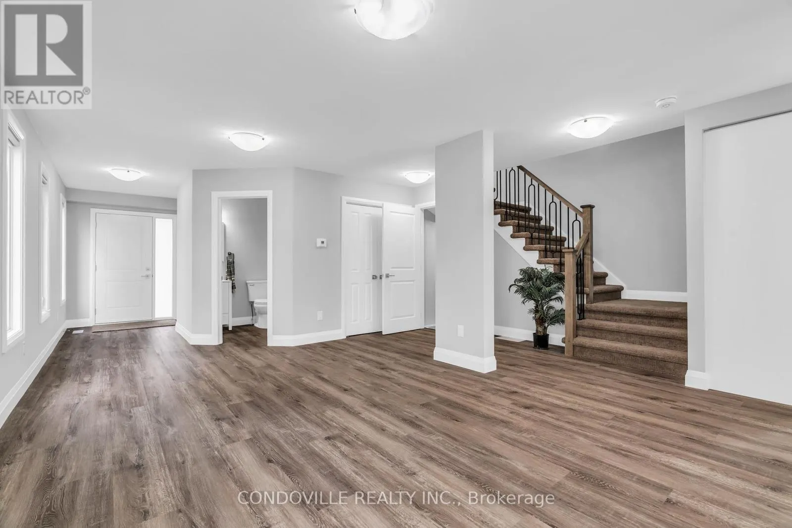 79 WINDING MEADOW COURT