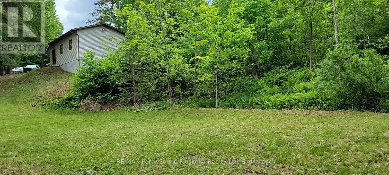 1932A LAKE JOSEPH ROAD