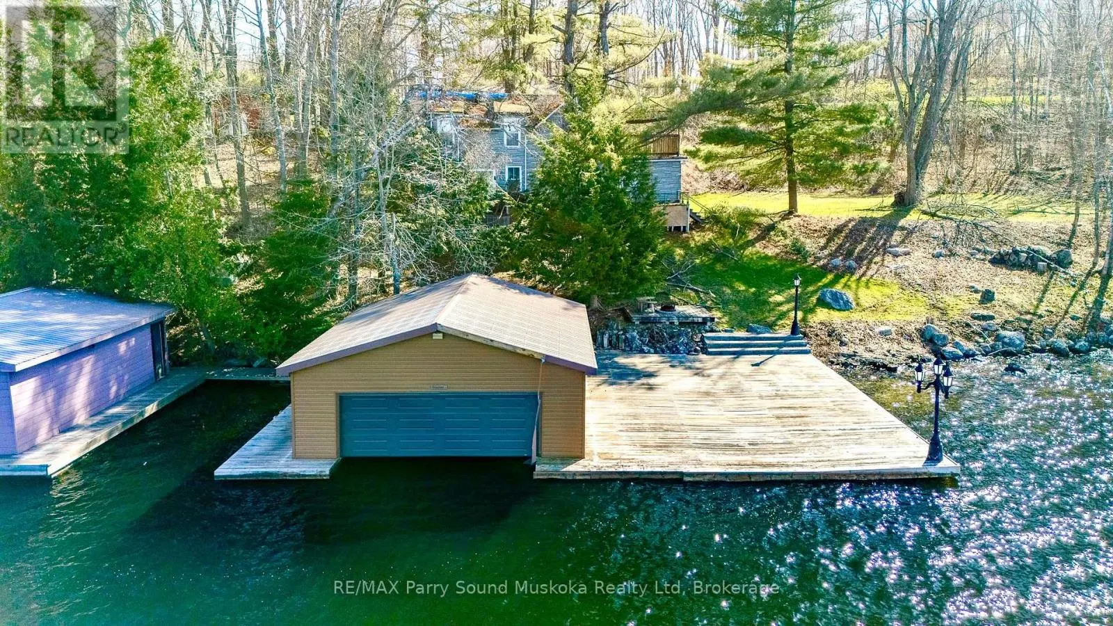 1932A LAKE JOSEPH ROAD