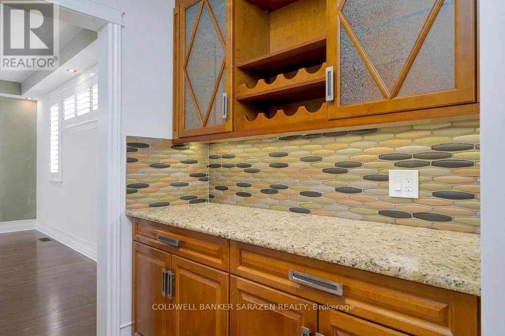 320 RYWALK CIRCLE