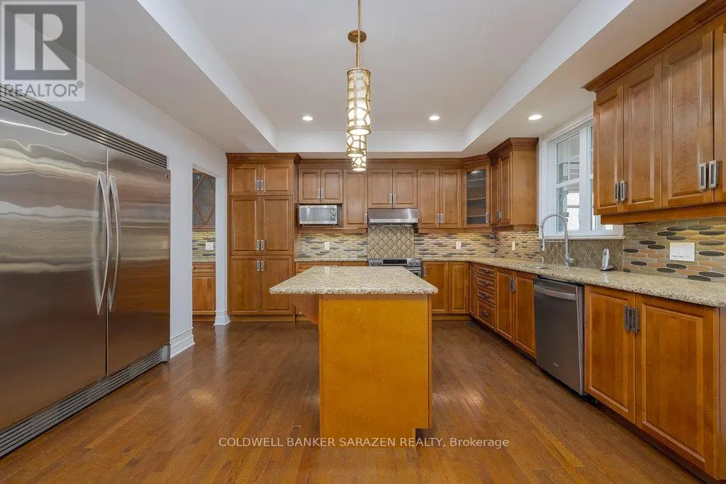320 RYWALK CIRCLE