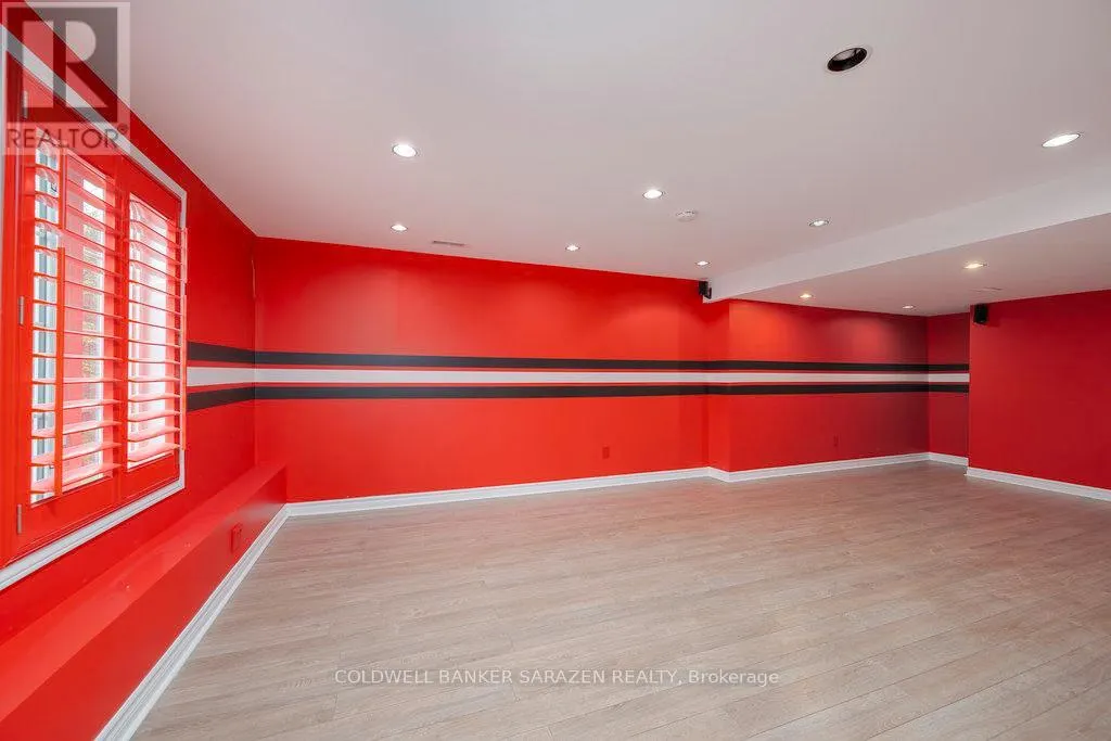 320 RYWALK CIRCLE