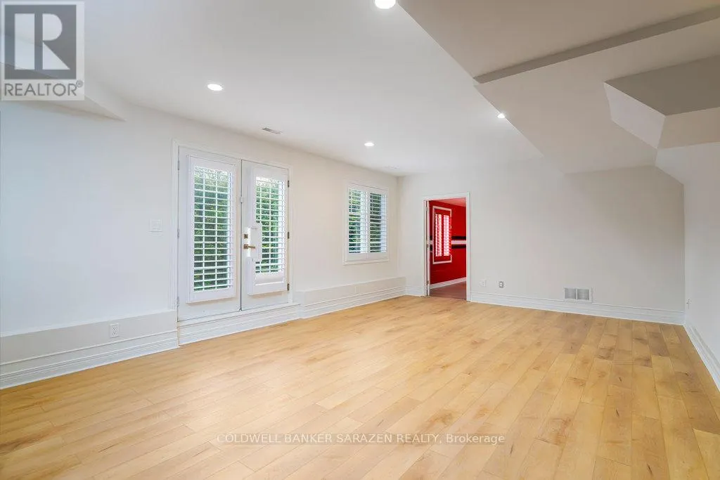320 RYWALK CIRCLE