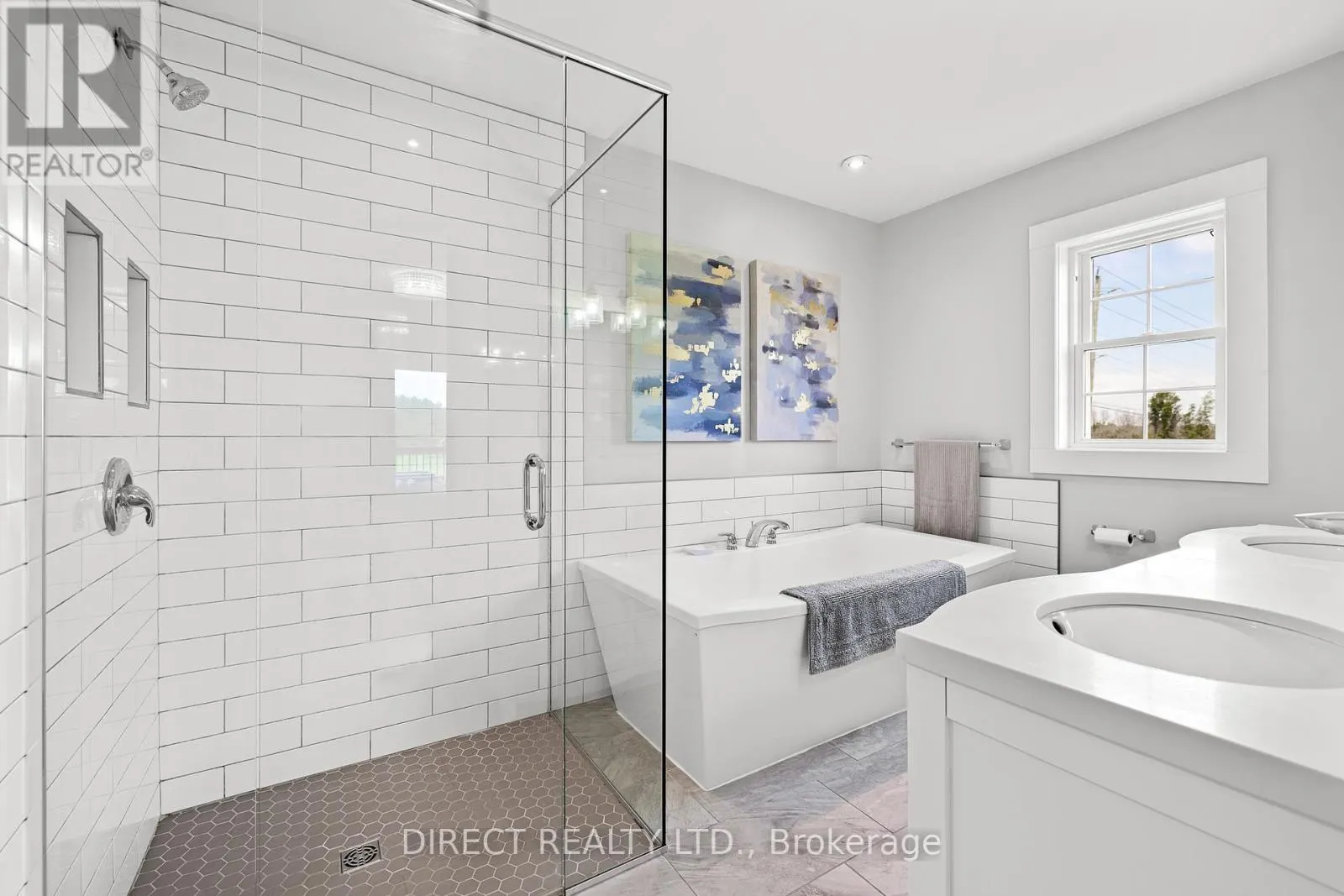 676 DESERONTO ROAD