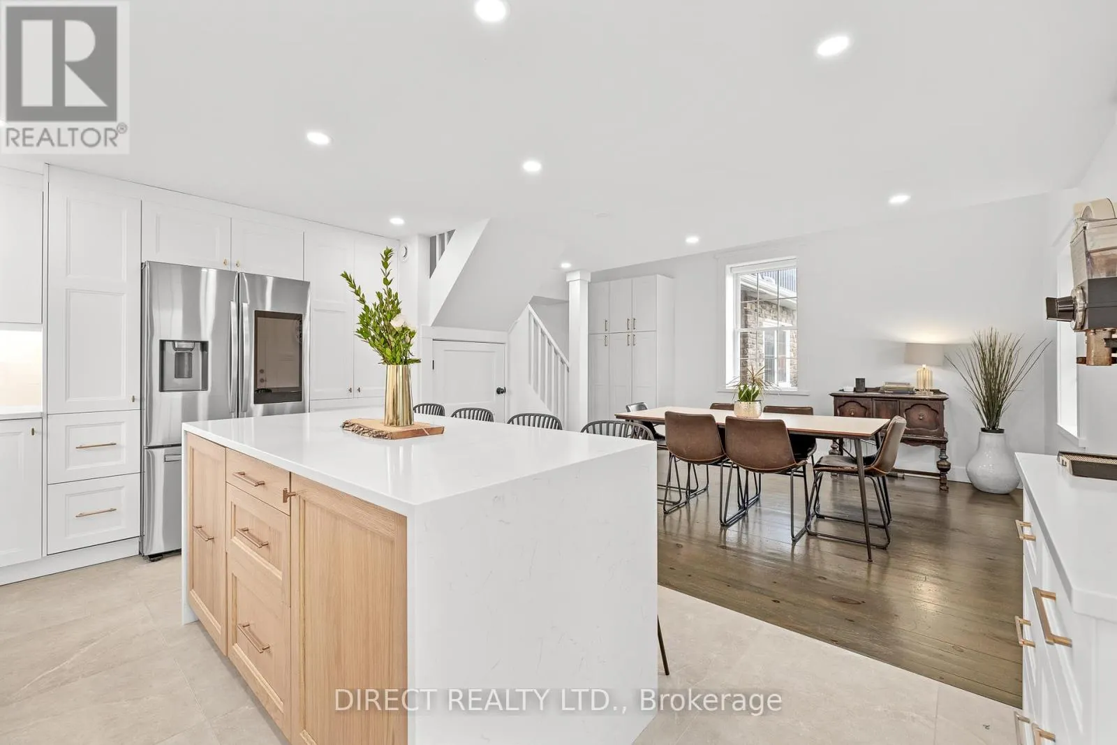 676 DESERONTO ROAD
