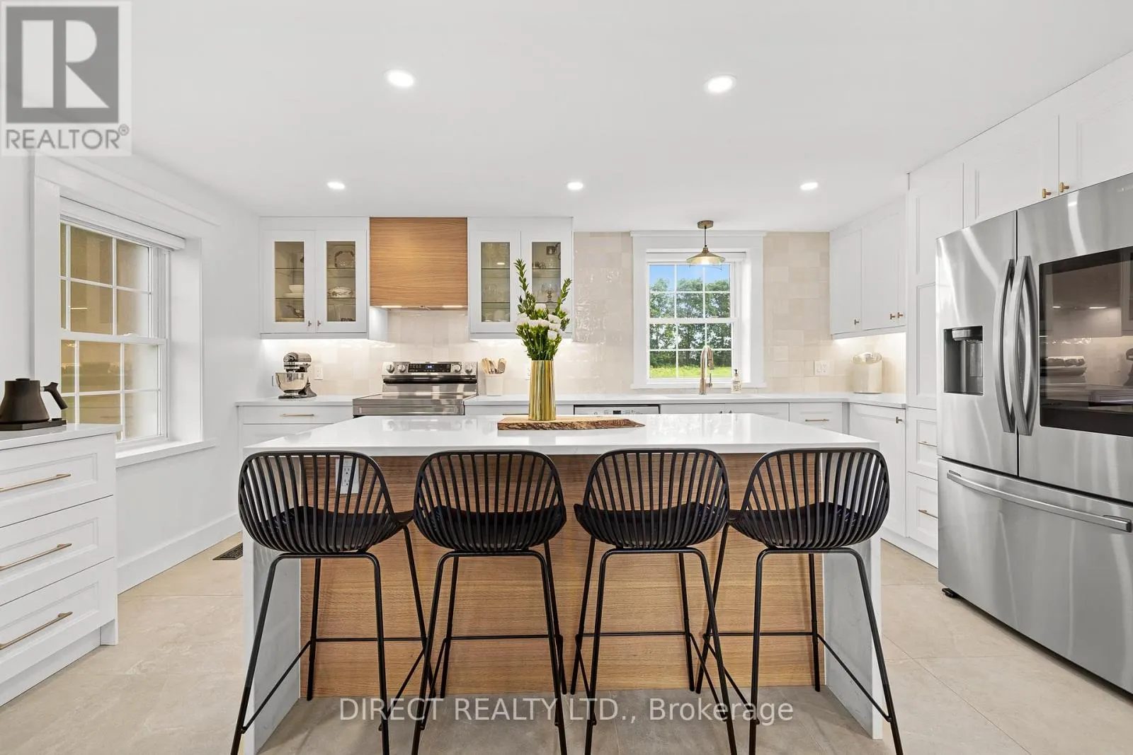676 DESERONTO ROAD