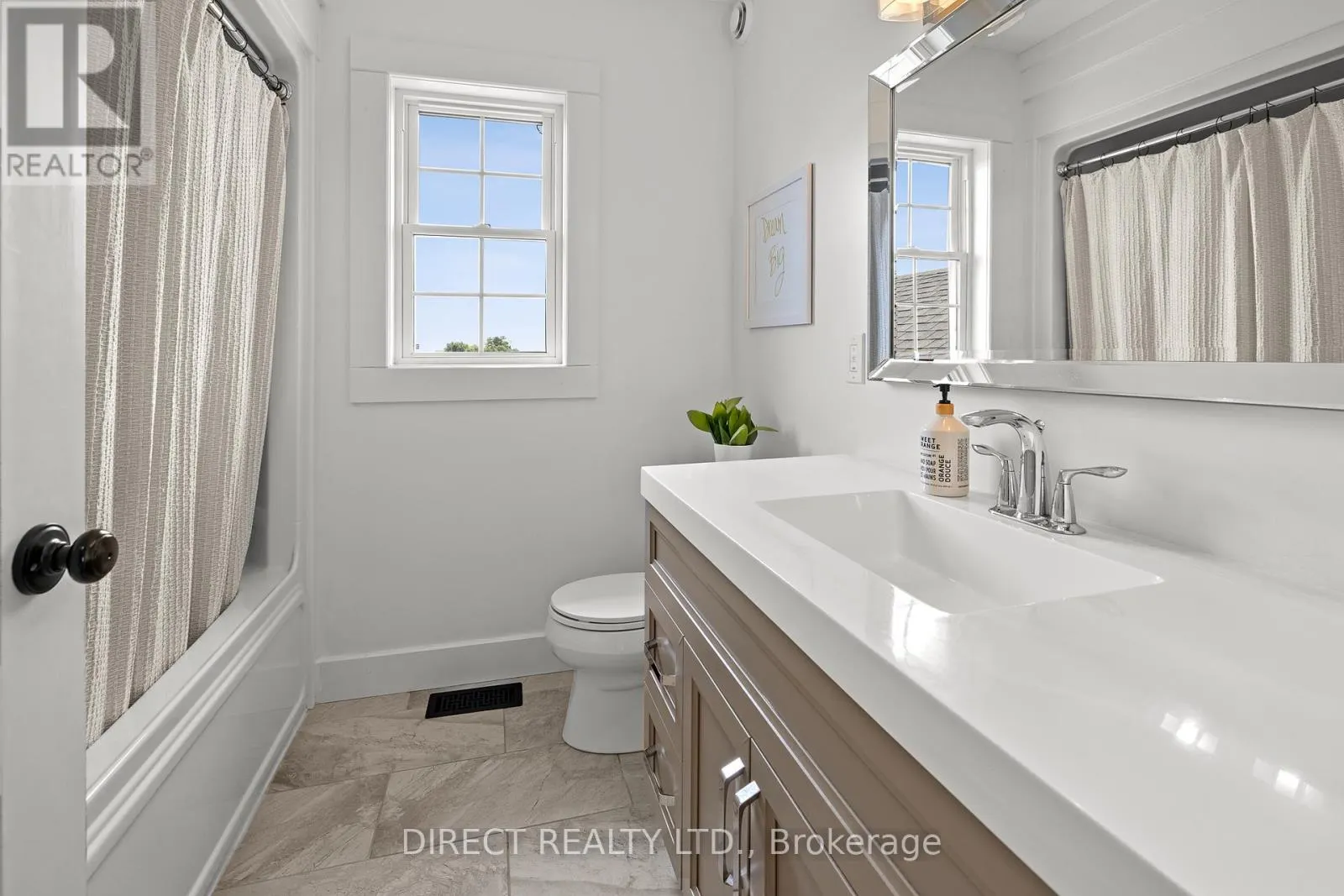 676 DESERONTO ROAD
