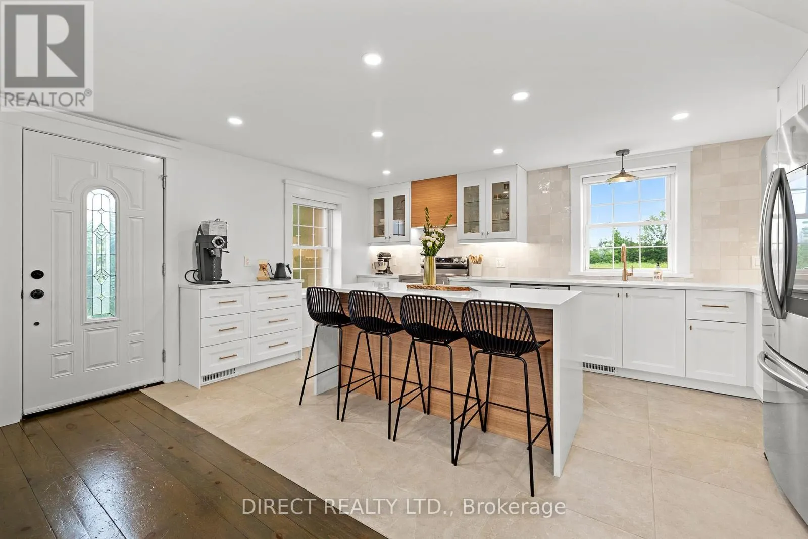 676 DESERONTO ROAD