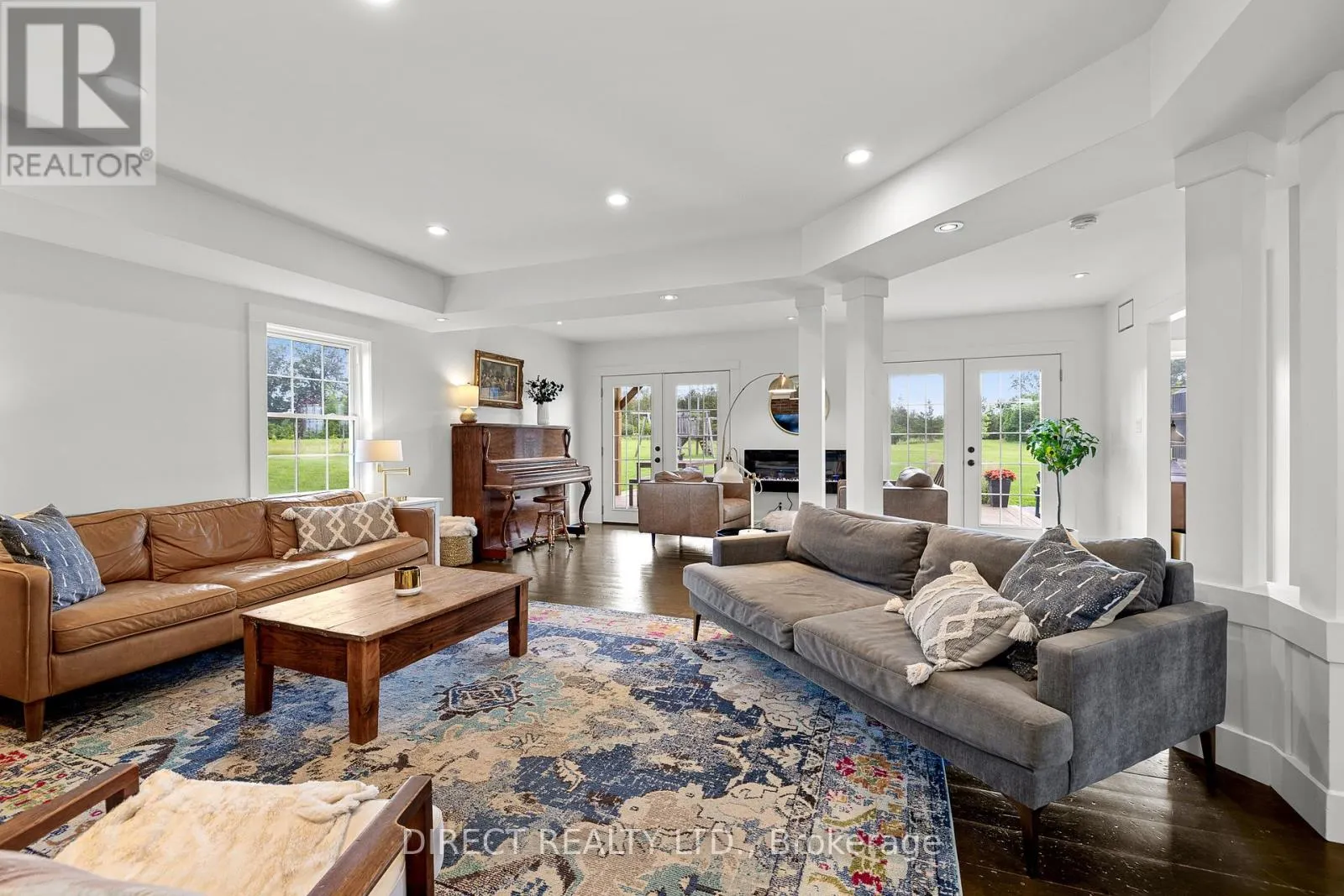676 DESERONTO ROAD