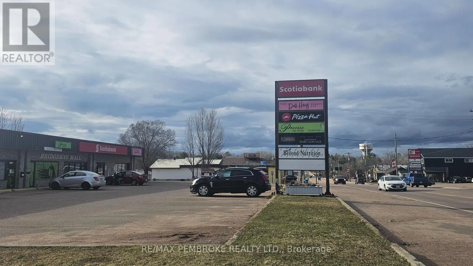 C - 3468 PETAWAWA BOULEVARD, #C
